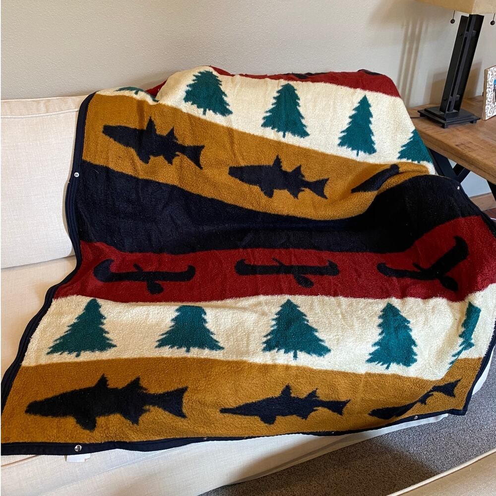 Vintage Biederlack “Fish Camp” Cuddle Wrap Stadium Blanket Snaps & Zipper 61x54